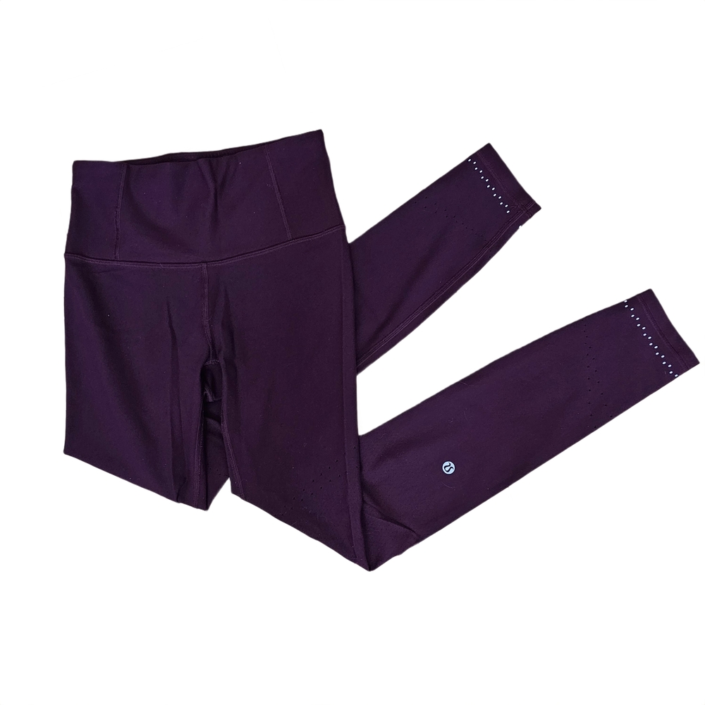 Lululemon Fast and Free 7/8 Tight • Size 6 • Deep Plum
